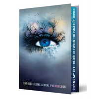 Shatter Me Collector's Deluxe Limited Edition - Hardcover