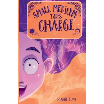 Small Medium Takes Charge - Paperback