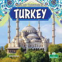 Life and Traditions in Türkiye - Hardcover