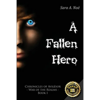 A Fallen Hero - Paperback